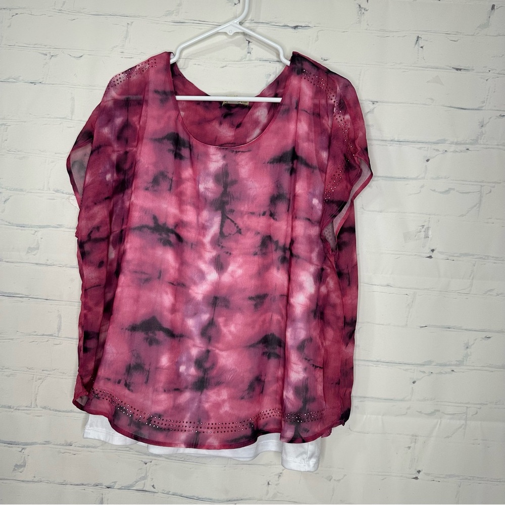 One World XL top‎